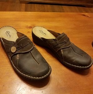 Clarks shoes